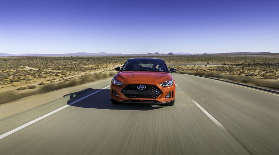  Hyundai Veloster Turbo 2018 года  (NA) (фото 24 из 61)